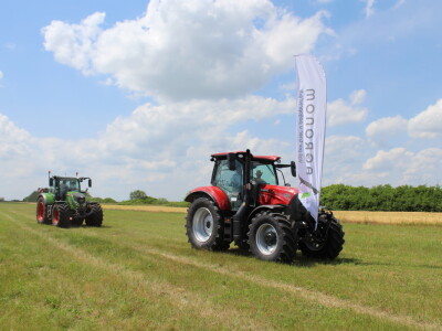Utrka traktora na 9. FarmShow-u