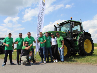 Utrka traktora na 9. FarmShow-u