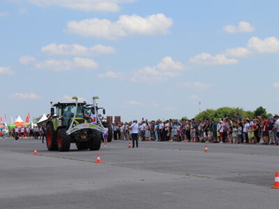 Utrka traktora na 9. FarmShow-u