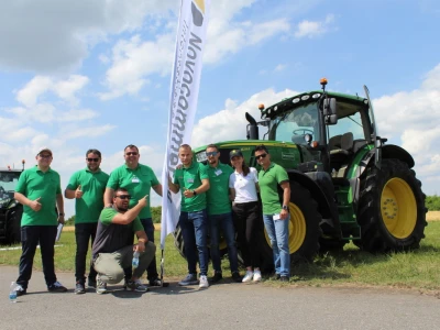 Utrka traktora na 9. FarmShow-u