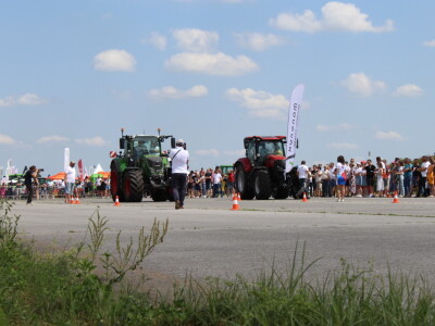 Utrka traktora na 9. FarmShow-u