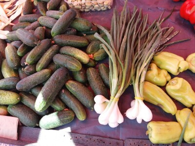 Uvozno  voće i povrće