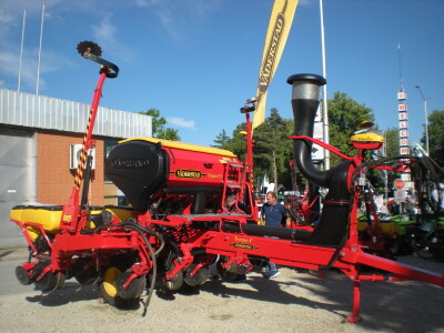 Väderstad izložba na 85. Poljoprivrednom sajmu Väderstad izložba na 85. Poljoprivrednom sajmu