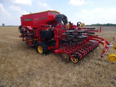 Vaderstad - prikaz mašina u radu Mađarska