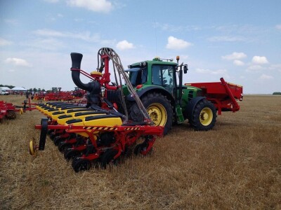 Vaderstad - prikaz mašina u radu Mađarska