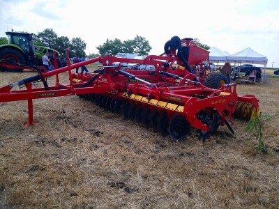 Vaderstad - prikaz mašina u radu Mađarska