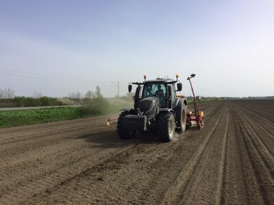 Vaderstad tempo i Valtra N4