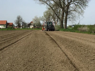 Vaderstad tempo i Valtra N4