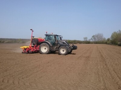 Vaderstad tempo i Valtra N4