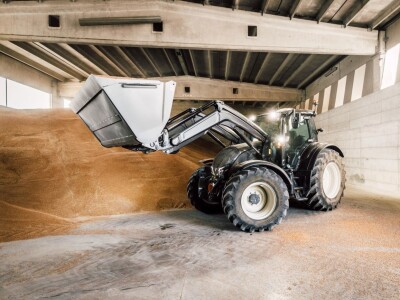 Valtra N i T pete generacije