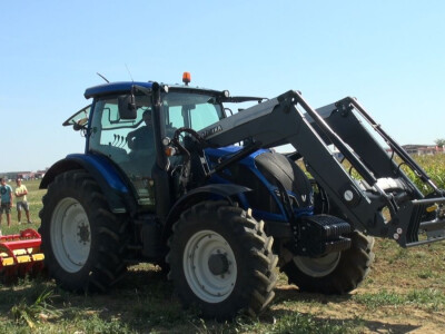 Valtra N 114 i Carrier 300 Valtra N 114 i Carrier 300