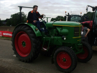Old timer traktori u Nizozemskoj