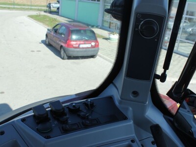 Valtra T234 Versi Smart Touch