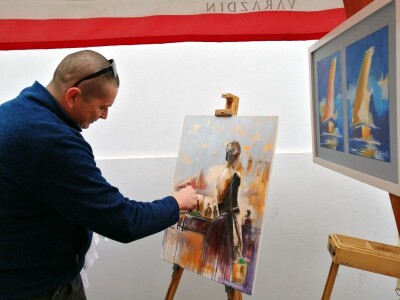 varaždinski likovni umjetnici slikali su na varaždinskom placu varaždinski likovni umjetnici slikali su na varaždinskom placu