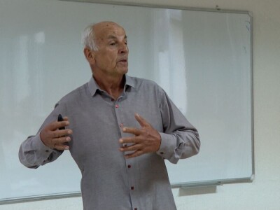 Varoa pravi velike probleme pčelarima