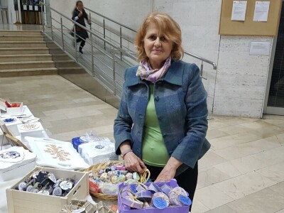Veganski sapuni iz kreativne radionice porodice Radovanović: Blato i minerali iz mrtvog mora i u našim domovima Veganski sapuni iz kreativne radionice porodice Radovanović: Blato i minerali iz mrtvog mora i u našim domovima