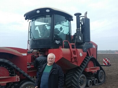 Snaga je 550 konjskih snaga i 26 tona Snaga je 550 konjskih snaga i 26 tona