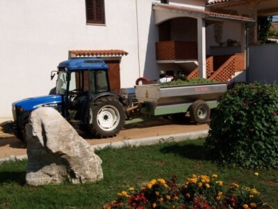 Novi traktor