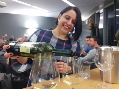 Vina Enjingi Vina Enjingi