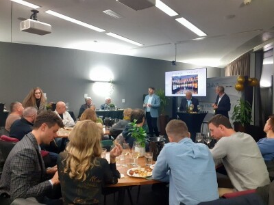 Vina Enjingi Vina Enjingi