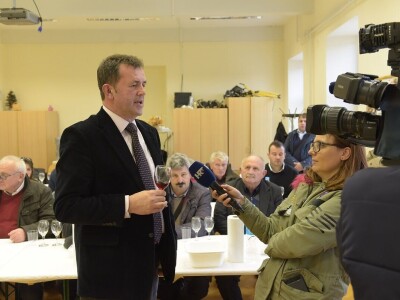 Vinari i vinoljupci: Degustiranjem protiv zabrane Prošeka!