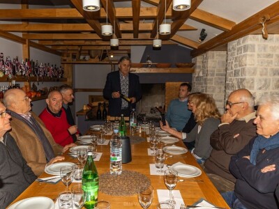 Vinari i vinoljupci: Degustiranjem protiv zabrane Prošeka!