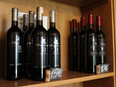 Vinarija Marijanović, Služanj