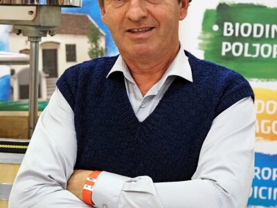 VinEko - prva izložba ekoloških i biodinamičkih vina i maslinova ulja VinEko - prva izložba ekoloških i biodinamičkih vina i maslinova ulja