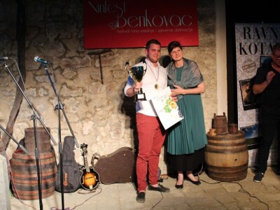 VINFEST 2019 - Proglašenje najboljih vinara sjeverne i Srednje Dalmacije  - Vinfest Benkovac 2019 VINFEST 2019 - Proglašenje najboljih vinara sjeverne i Srednje Dalmacije  - Vinfest Benkovac 2019