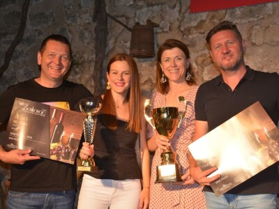 VINFEST 2020 - Šampioni Trifun Poljak, Braća Fiolići, Šime Škaulj, Zdravko Žuža i Radislav Ivaneža VINFEST 2020 - Šampioni Trifun Poljak, Braća Fiolići, Šime Škaulj, Zdravko Žuža i Radislav Ivaneža