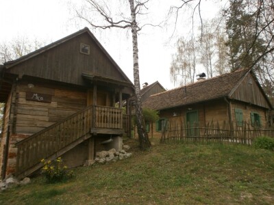 Autohtone kuće na Vuglec Bregu