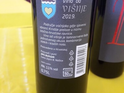 Vino od višnje OPG-a Bošnjak