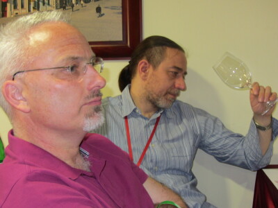 Vinoljupci prezadovoljni prvim Novosadskim salonom vina Vinoljupci prezadovoljni prvim Novosadskim salonom vina