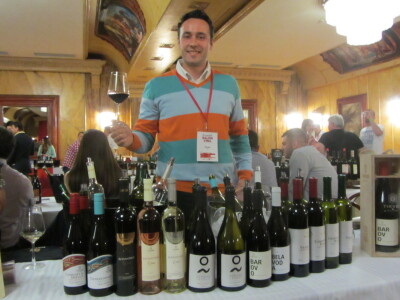 Vinoljupci prezadovoljni prvim Novosadskim salonom vina Vinoljupci prezadovoljni prvim Novosadskim salonom vina