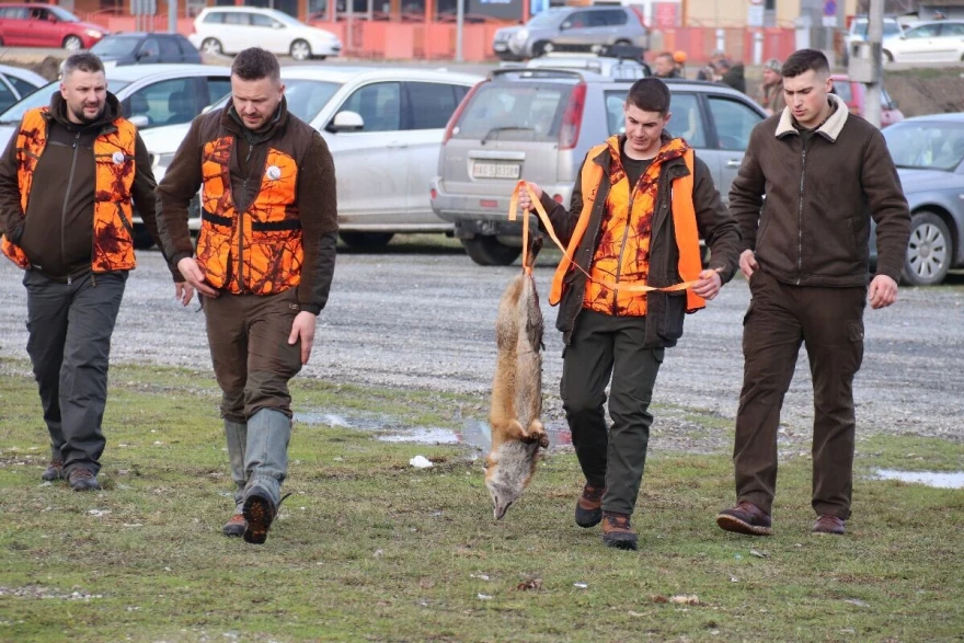 Hajrudin nosi &scaron;akala sa ekipom iz Cazina
