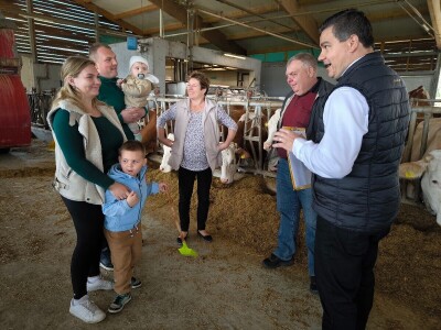 Visoke tehnologije i softverska rješenja -srce suvremenog govedarstva Visoke tehnologije i softverska rješenja -srce suvremenog govedarstva