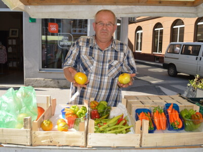 Vladimir Ferzanović proizvodi i čuva stare sorte paradajza