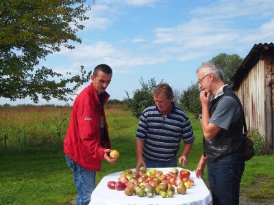 Voćari entuzijasti Voćari entuzijasti