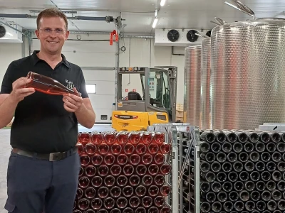 Voćarsko-vinogradarsko poljoprivredno gospodarstvo Karlovček