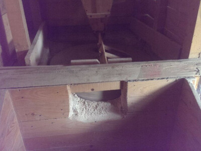 Oživjeli Hadžijin mlin i zasadili dulum malina Oživjeli Hadžijin mlin i zasadili dulum malina