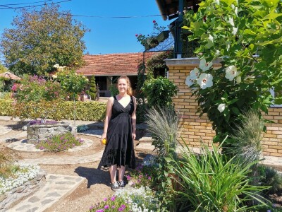 Vrt sa stotinama biljaka