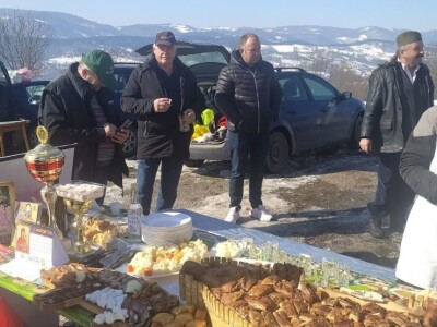 Vrućijada, selo Radanovci kod Kosjerića, Zapadna Srbija Vrućijada, selo Radanovci kod Kosjerića, Zapadna Srbija