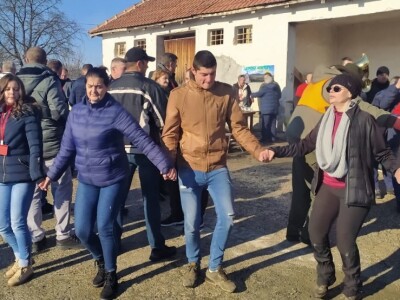 Vrućijada, selo Radanovci kod Kosjerića, Zapadna Srbija Vrućijada, selo Radanovci kod Kosjerića, Zapadna Srbija