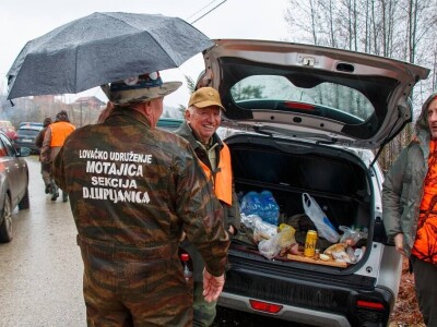 "Vučji dani na Ozrenu"
