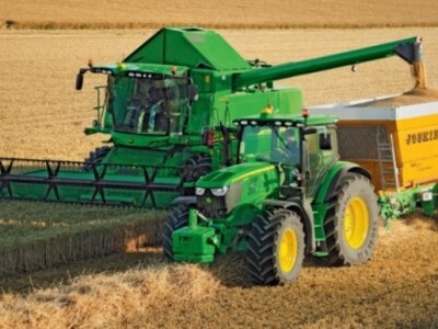 Kombajn John Deere W