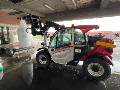 Euromarkt - viličari i utovarivači u Petrokemiji