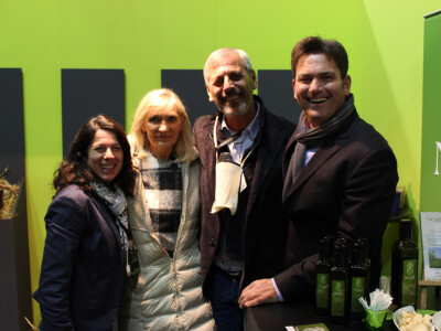 Obitelj Negri Anessa i William s gostima iz Italije