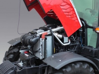 Traktor McCormick X4