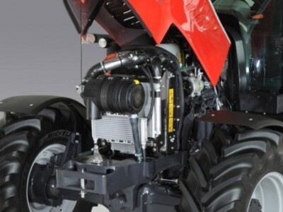 Traktor McCormick X6