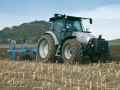 Traktor Hurlimann XM